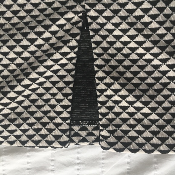 NWT Black and White H&M Pattern Pencil Skirt - Picture 4 of 4